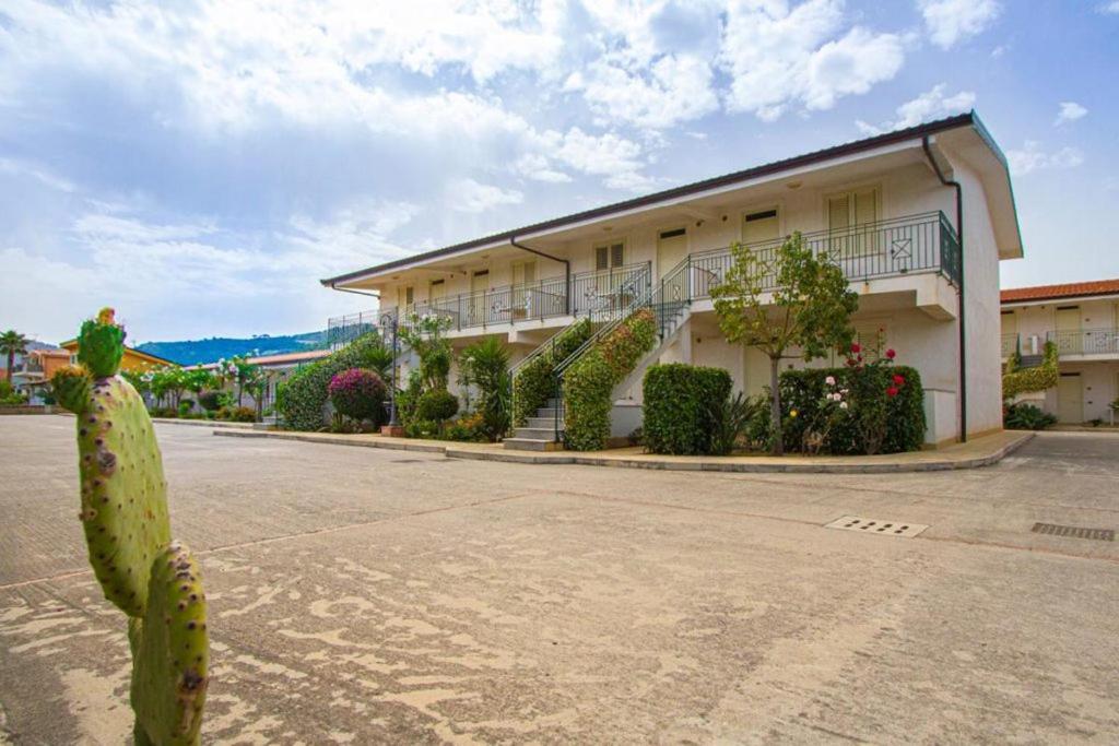 Medimare Residence Club Patti Luaran gambar