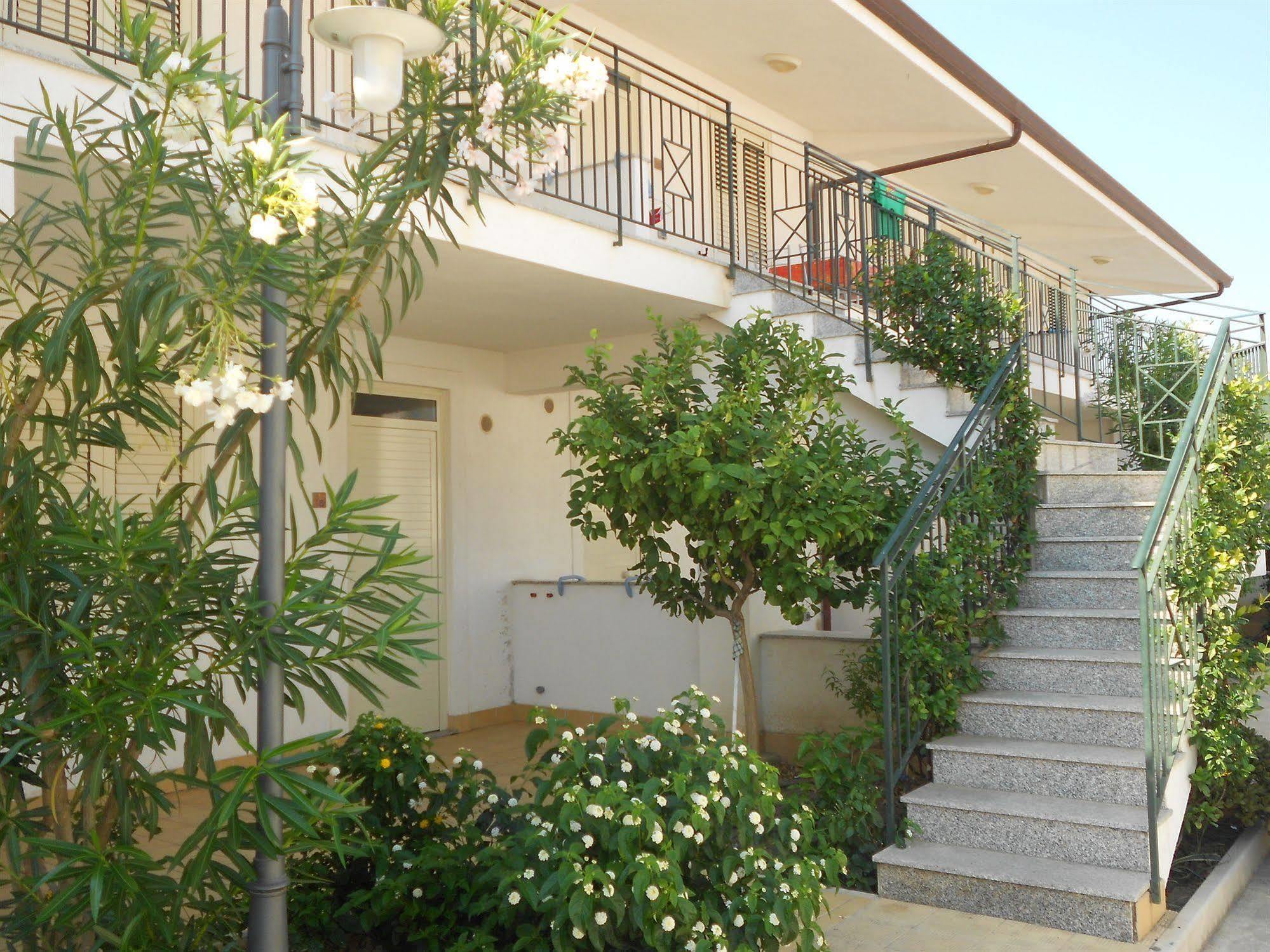 Medimare Residence Club Patti Luaran gambar